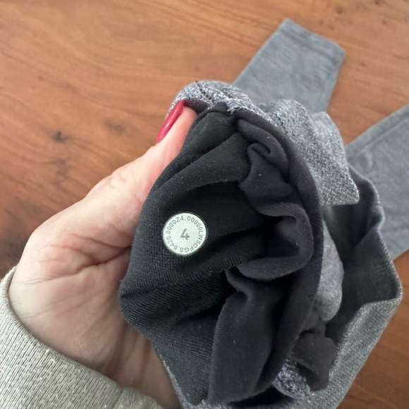 Lululemon Align Leggings - Picture 4 of 4